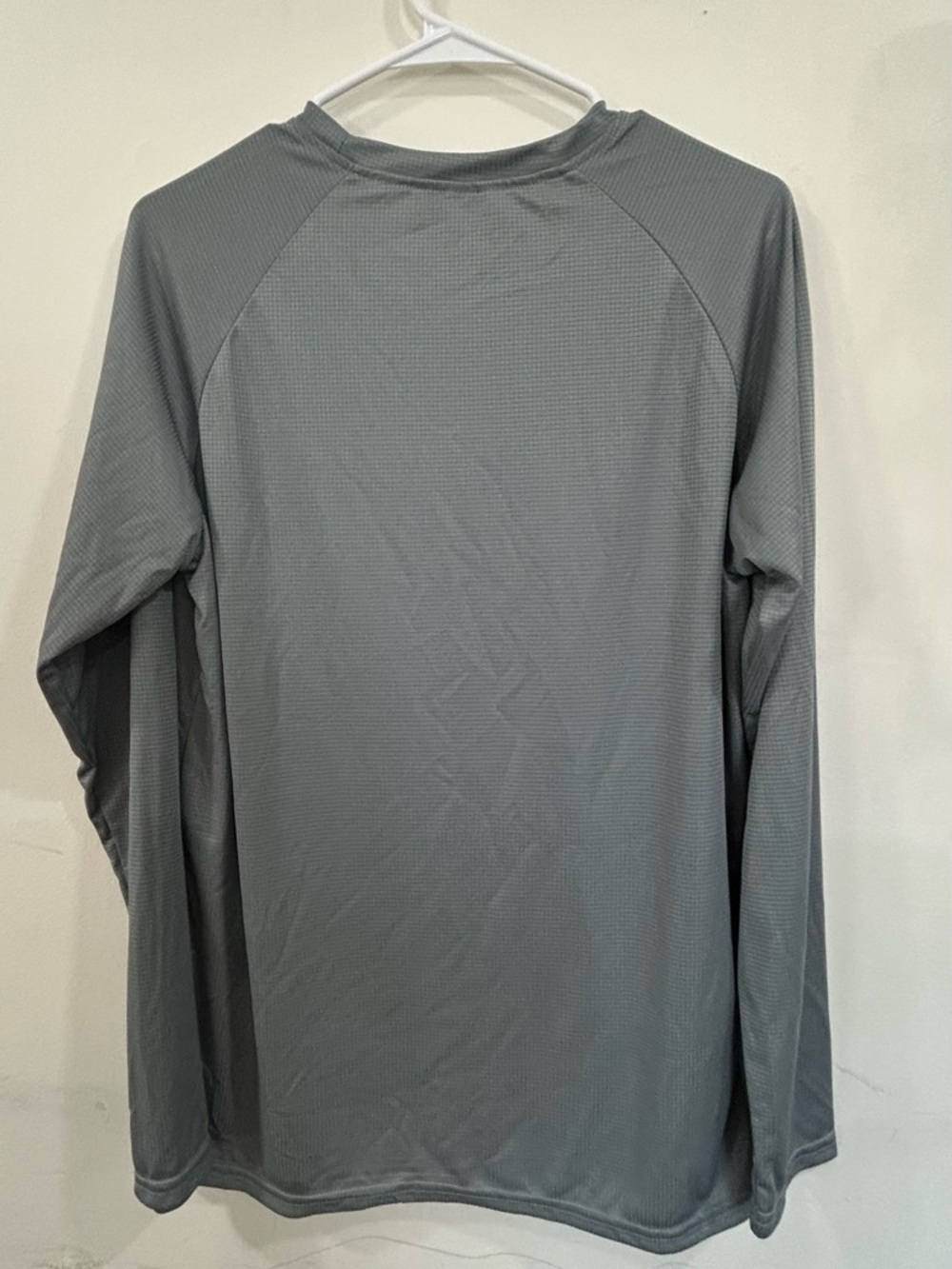 bundle 3 pcs NWOT Long-Sleeve Crew Neck size M - Picture 6 of 9